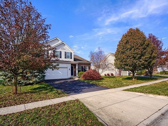 6284 Beaumont Square in Lewis Center, OH - Foto de edificio - Building Photo