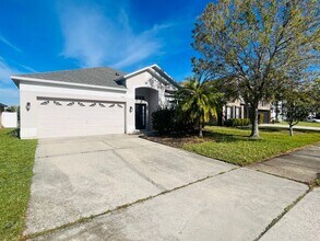5240 Adair Oak Dr in Orlando, FL - Building Photo - Building Photo