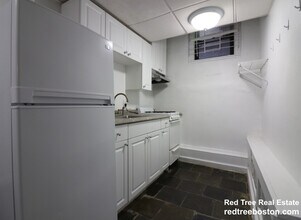 238 Hemenway St, Unit B7 in Boston, MA - Foto de edificio - Building Photo