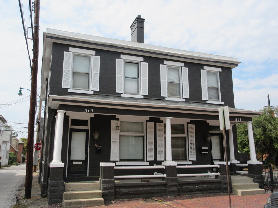 517-519 S 5th St in Columbus, OH - Building Photo