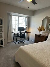 1818 S Quebec Way, Unit B13-4 in Denver, CO - Building Photo - Building Photo