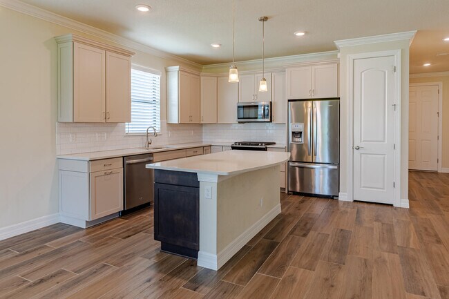 property at 740 S E Boboli Way