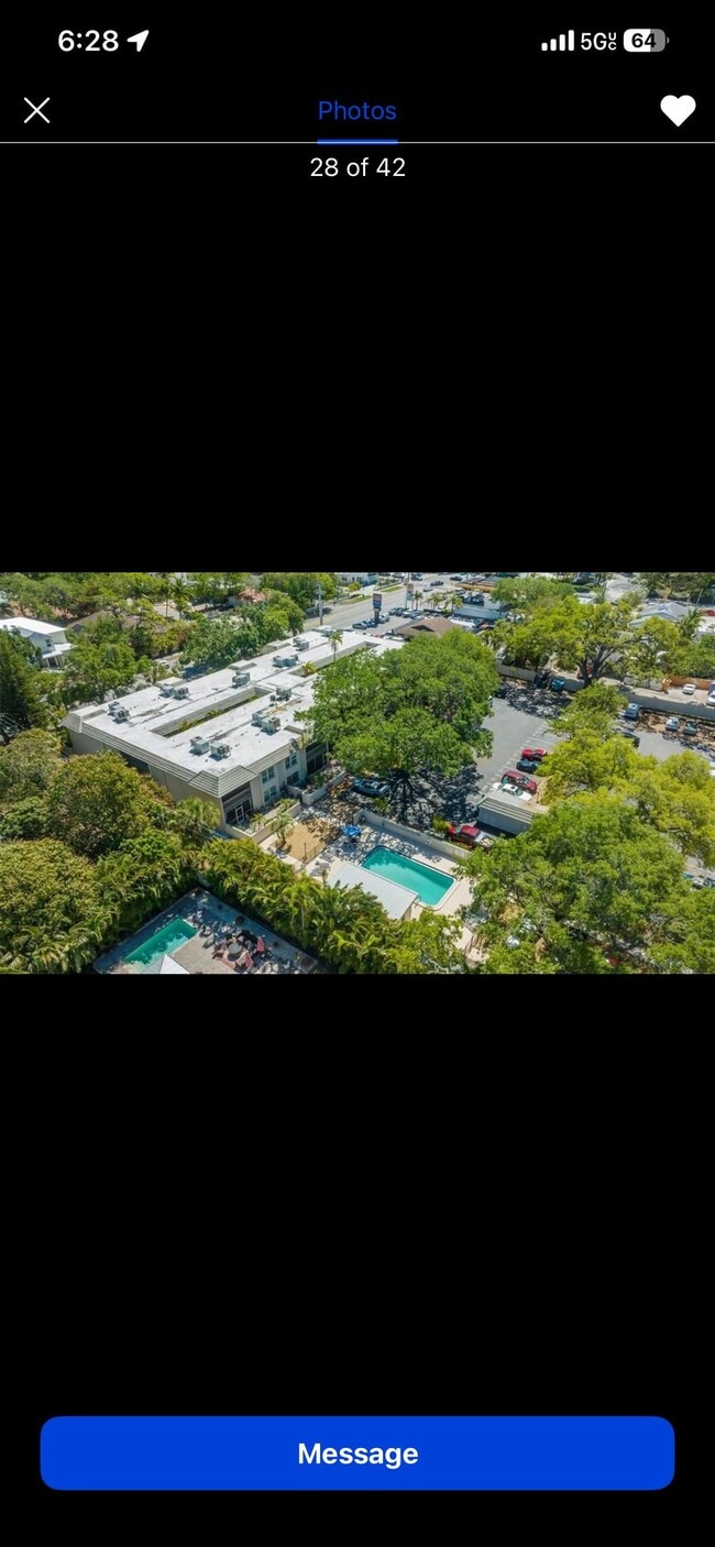 3360 S Osprey Ave, Unit 212B in Sarasota, FL - Building Photo - Building Photo