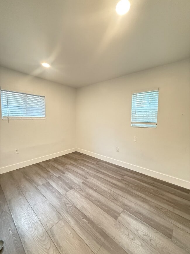 43 W 25th St in Merced, CA - Building Photo - Building Photo