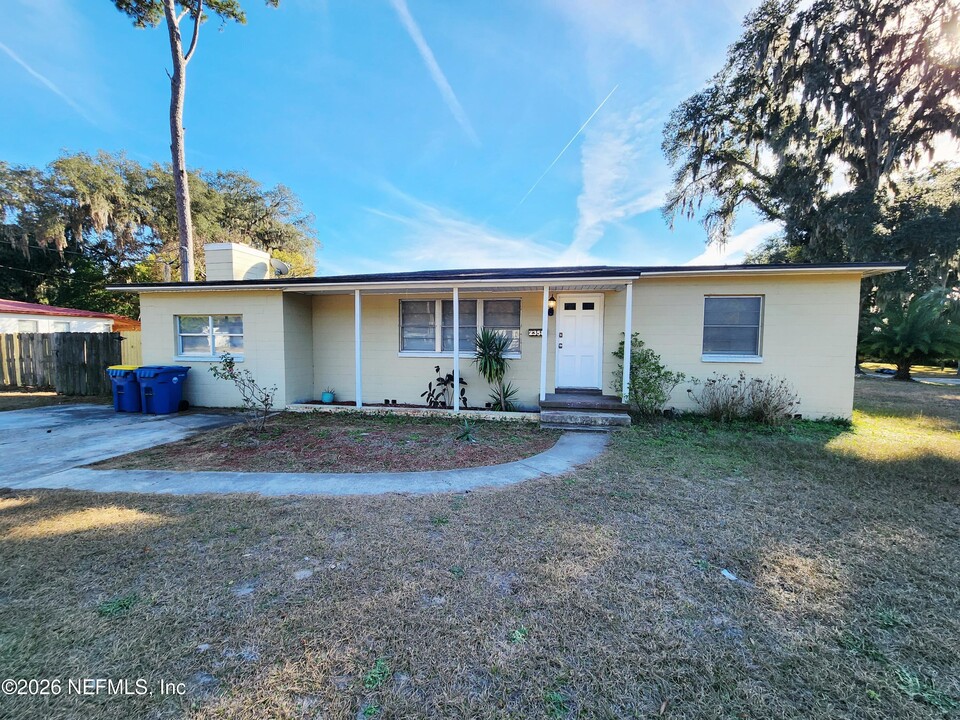 2358 Broward Rd in Jacksonville, FL - Building Photo