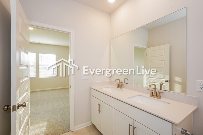 710 Shoemaker Ln in Clarksville, TN - Building Photo - Building Photo