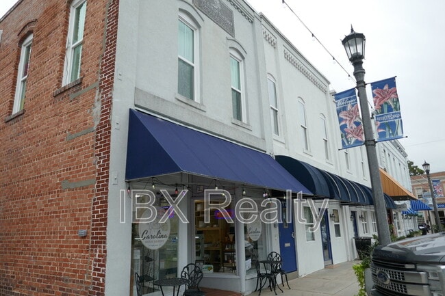 property at 112 Market St
