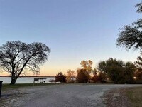 132 Park Dr photo'