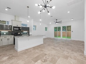 7132 Eastwood St in Houston, TX - Building Photo - Building Photo