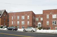 471 Merrick Rd in Rockville Centre, NY - Building Photo - Building Photo