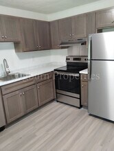 227 Mayberry Ave in Mount Airy, NC - Building Photo - Building Photo