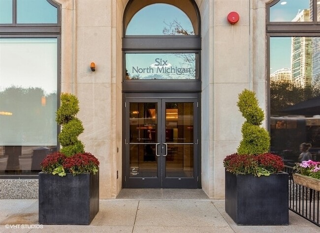 6 N Michigan Ave, Unit 505 in Chicago, IL - Building Photo - Building Photo
