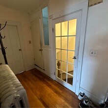 61 Hubbard St, Unit 2 in Malden, MA - Building Photo - Building Photo