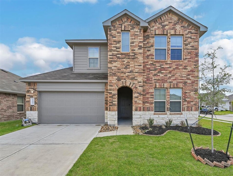 5106 Dove Hl Ln in Katy, TX - Foto de edificio