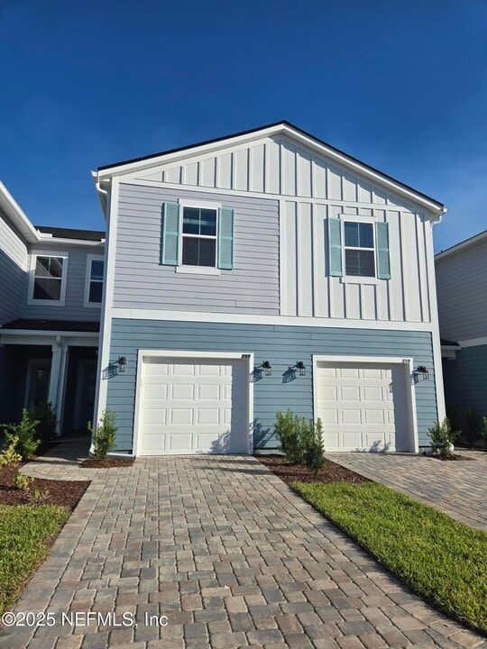 195 Brandon Lks Dr in St. Augustine, FL - Building Photo