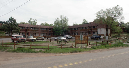 Garden Of The Gods Village in Manitou Springs, CO - Building Photo - Building Photo