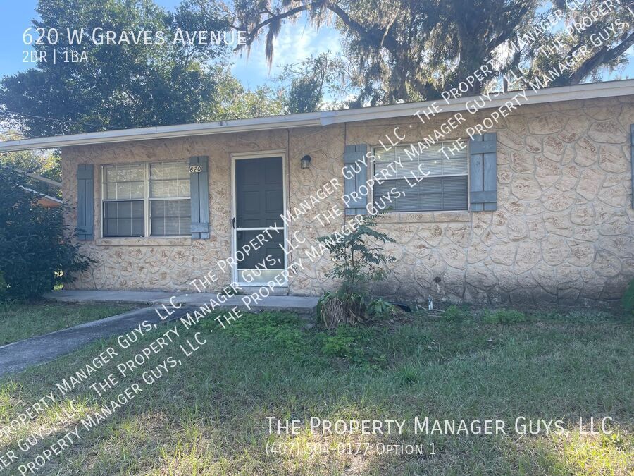 620 W Graves Ave in Orange City, FL - Building Photo