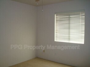 14942 W Ventura St in Surprise, AZ - Building Photo - Building Photo