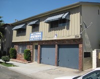 2284 Locust Ave in Long Beach, CA - Foto de edificio - Building Photo