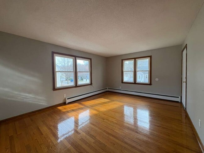 281 Augur St, Unit 2R