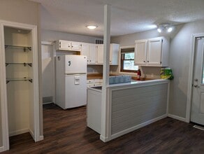 3092 Probert Dr in North Pole, AK - Building Photo - Building Photo