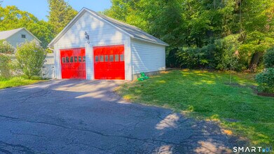 34 Hamilton Ave in Watertown, CT - Building Photo - Building Photo