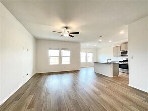 431 Sebring Cir in Hutto, TX - Building Photo - Building Photo