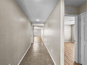 5841 Mirror Ridge Dr in Fort Worth, TX - Building Photo - Building Photo