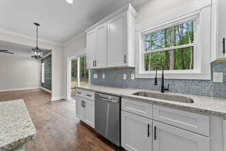 4050 Daugherty Rd in China Grove, NC - Building Photo - Building Photo