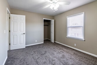 Rivermont Apartments in Murfreesboro, TN - Building Photo - Building Photo