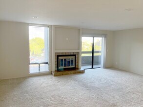 815 Sea Spray Ln, Unit #310 in Foster City, CA - Foto de edificio - Building Photo