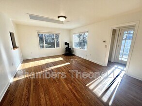 1252 NW Milwaukee Ave in Bend, OR - Building Photo - Building Photo