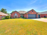 1704 SE 1st St in Moore, OK - Building Photo - Building Photo