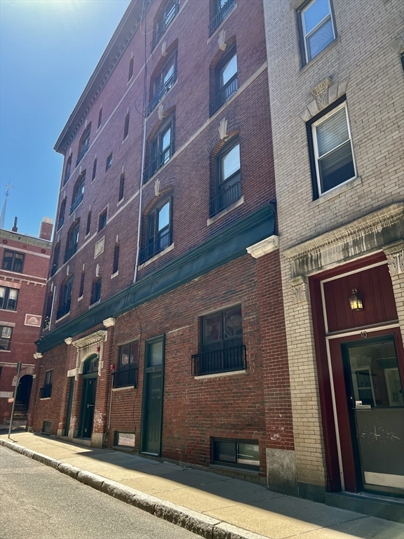 10 Henchman St, Unit 3