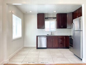 1700 1700 E in Salt Lake City, UT - Building Photo - Building Photo