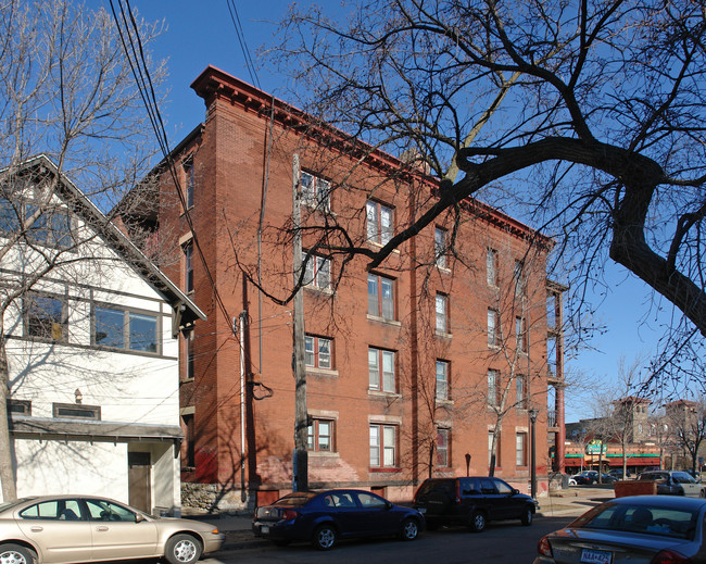 Mount Royal Apartments in Minneapolis, MN - Building Photo - Building Photo