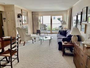 35 Wharf Path in Marblehead, MA - Building Photo - Building Photo