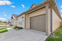 2505 Shady Rte Ln in Bryan, TX - Foto de edificio - Building Photo