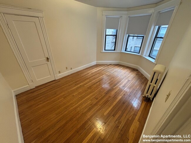 1157 Commonwealth Ave, Unit 0 in Boston, MA - Building Photo - Building Photo
