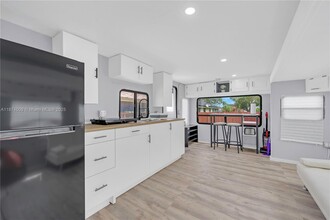 22723 SW 114th Pl in Miami, FL - Building Photo - Building Photo