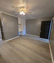 3981 SW 12th Pl in Fort Lauderdale, FL - Building Photo - Building Photo