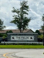 4502 San Fratello Cir in Wellington, FL - Building Photo