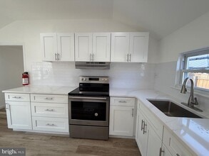 226 Outlook Blvd in Keyport, NJ - Building Photo - Building Photo