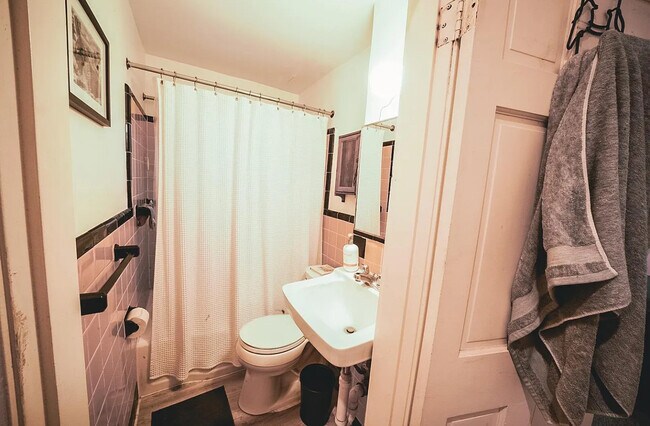 12 Braemore Rd, Unit 3 in Boston, MA - Foto de edificio - Building Photo