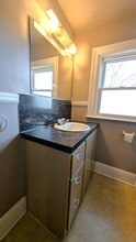 1064 Monmouth Rd in Windsor, ON - Building Photo - Building Photo