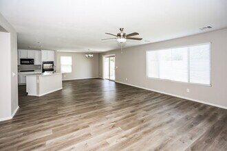 12116 W Range Mule Dr in Peoria, AZ - Building Photo - Building Photo