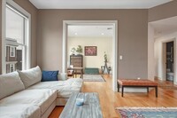 45 Vinton St, Unit 4 in Boston, MA - Building Photo - Building Photo