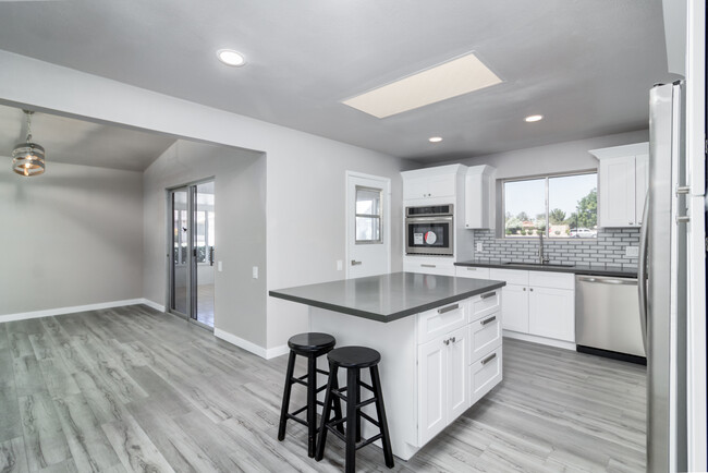 540 Leisure World in Mesa, AZ - Building Photo - Building Photo