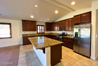 7797 Rhythm Cir in Sparks, NV - Building Photo - Building Photo