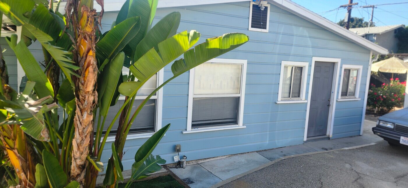 826 Orange Grove Pl in South Pasadena, CA - Building Photo
